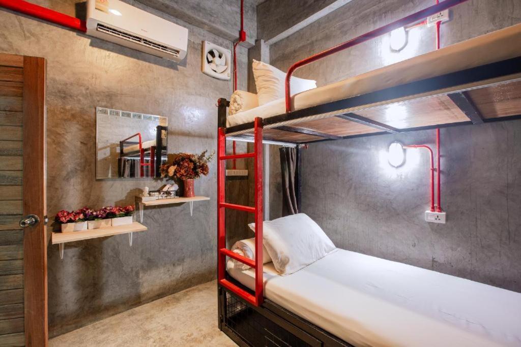 Sleeper Hostel Ao Nang Ngoại thất bức ảnh